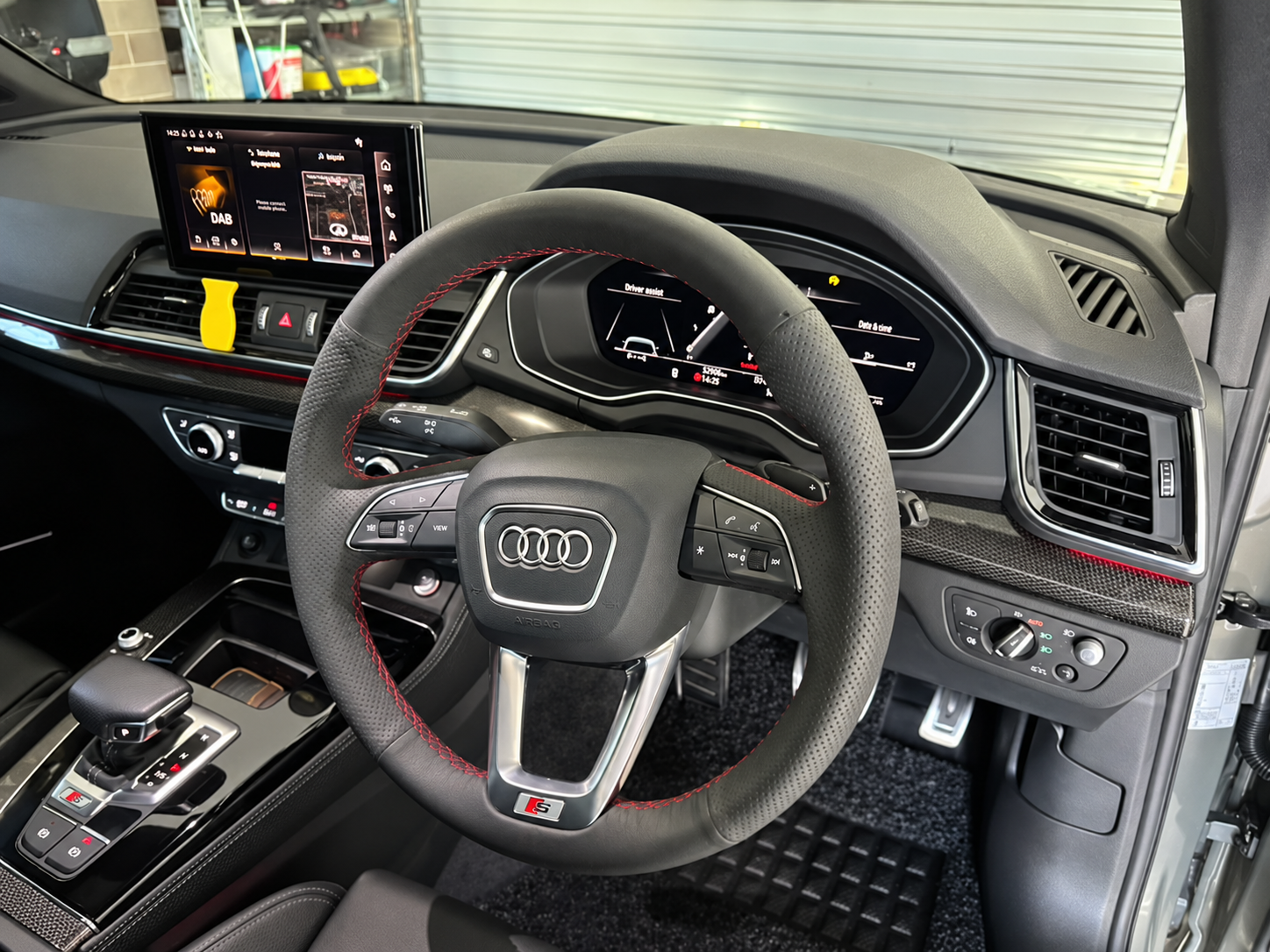 Original steering wheel — Square-airbag upgrade